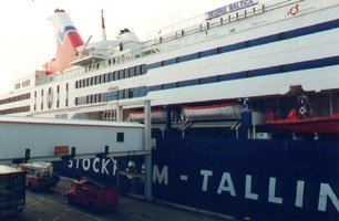 Boarding Tallink's ferry 'Regina Baltica' from Stockholm to Tallinn