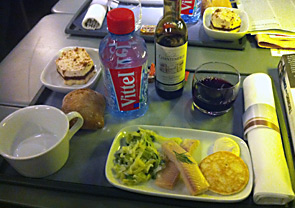 Complimentary light meal in Standard Premier on a Eurostar train from London to Paris