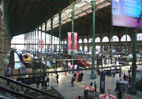 Inside Paris Gare du Nord.  The Eurostar platforms are on the left.