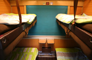 French overnight trains:  1st class 4-berth couchette