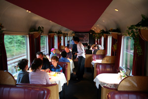 The Auto Slaap Trein restaurant car...