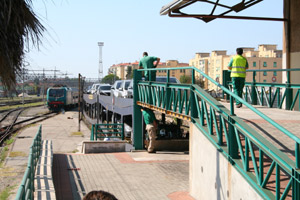 Unloading the cars at Livorno.