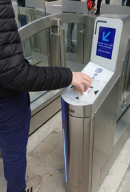 Using a ticket gate at Paris Gare de Lyon