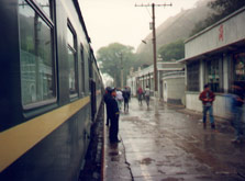 Train 4 passing through the Great Wall at Quinglongquiao