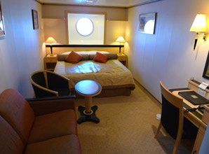 Queen Mary 2:  Standard Oceanview stateroom, number 6029