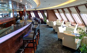 The QM2's Commodore Club on 9 deck forward.