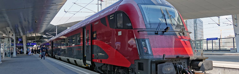 A railjet train about to leave Vienna