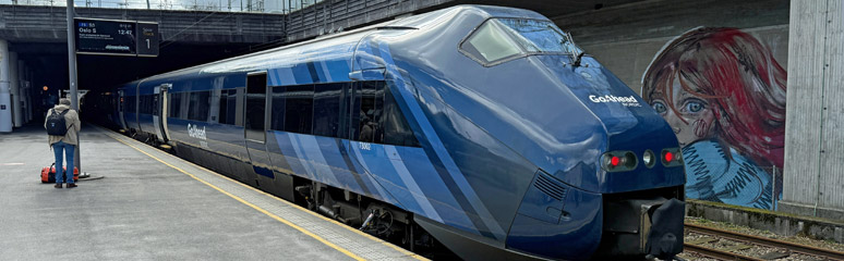 Stavanger-Kristiansand-Oslo train, at Stavanger