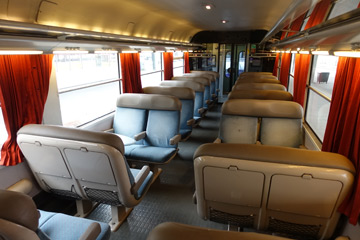 2nd class seats on Geneva-Lyon TER train
