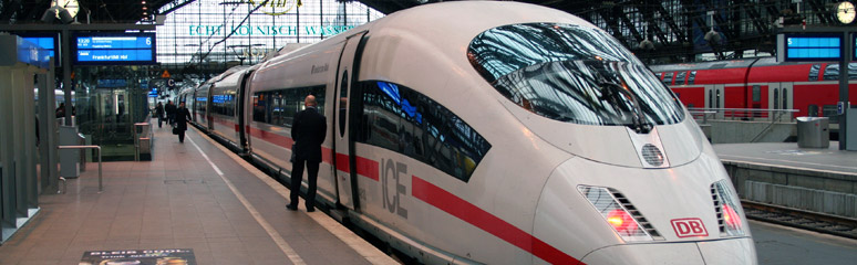 A high-speed ICE3 train at Cologne Hbf