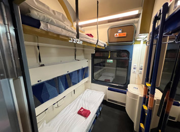 Sleeper compartment in the Hungarian sleeping-car from Budapest to Zurich