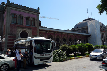 Transfer bus at Istanbul Sirkeci