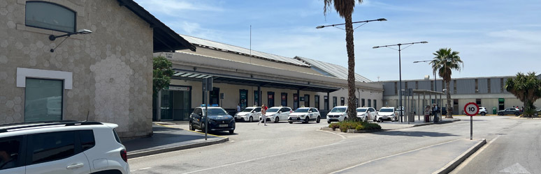 Alicante station taxis