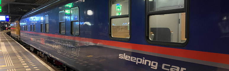 AB33 sleeping-car on the Amsterdam-Zurich Nightjet train