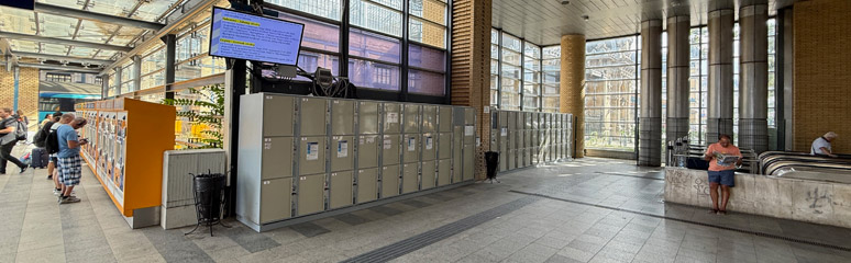 Budapest Nyugati, luggage lockers