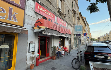Lakomativ Étterem, Budapest's train restaurant