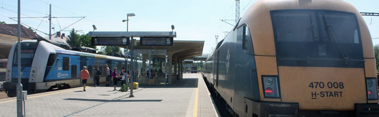 Changing trains at Ceske Velenice