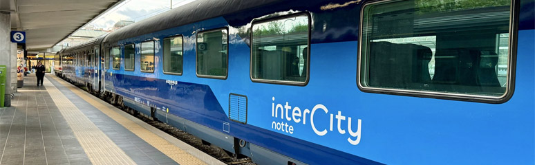 Intercity Notte seats car in new blue colour scheme