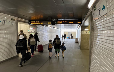 Porto Campanha subway to platforms