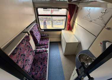 TVS2000 sleeping-car compartment in day mode